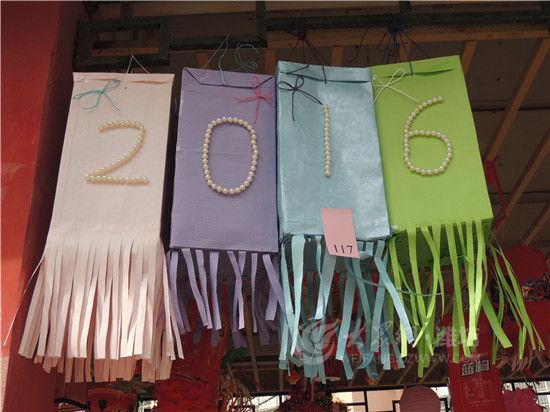 潍坊大型春节花灯,山东潍坊多彩花灯迎新春