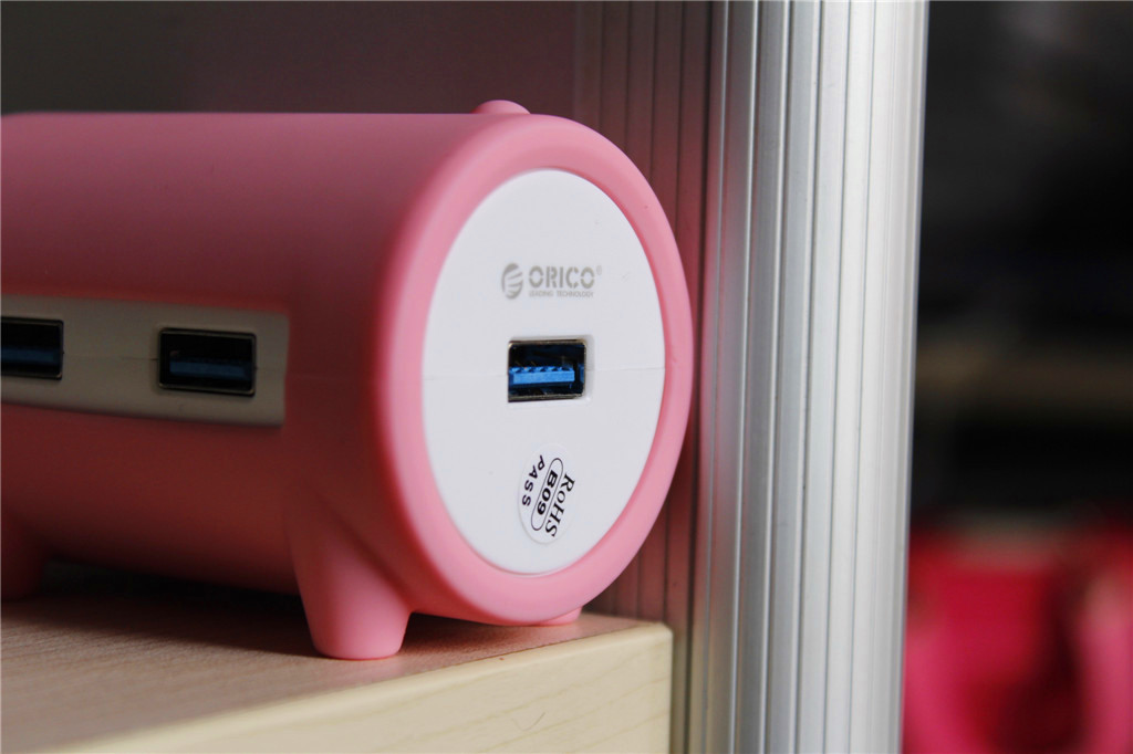 这么萌的猪！竟然是读卡器，还有HUB功能