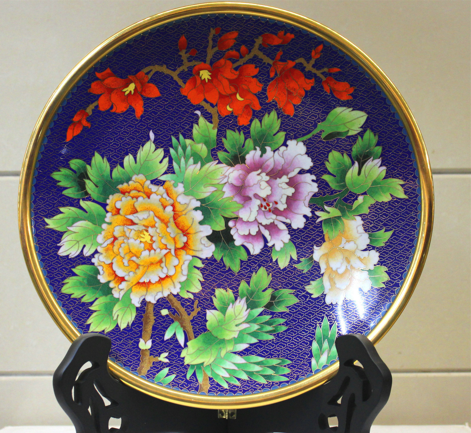 掐丝珐琅景泰蓝画法,景泰蓝掐丝珐琅是最具特点的