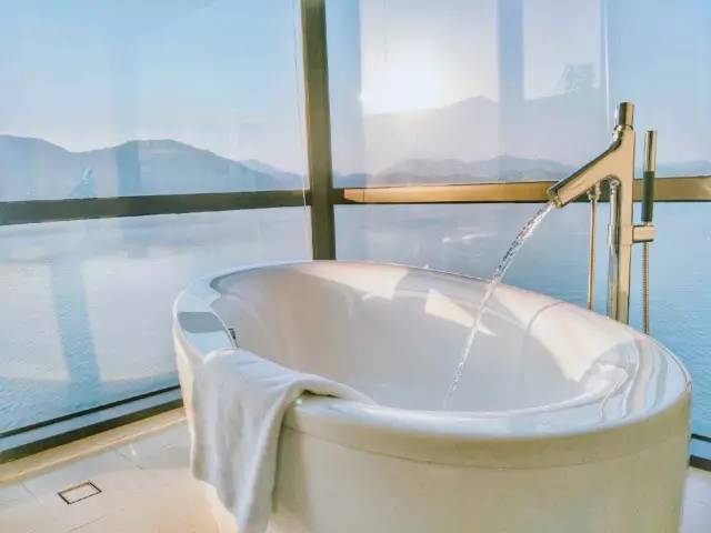 初夏阳光下太平湖沐心酒店风景,太平湖旅游攻略酒店