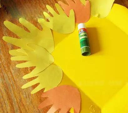 用正方形的纸给爸爸做父亲节礼物,送给爸爸的父亲节礼物手工贺卡