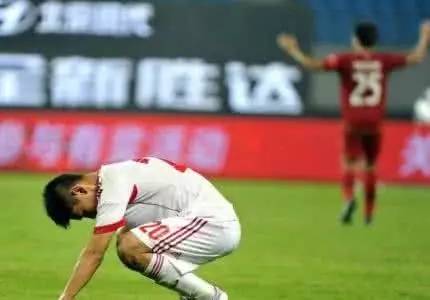 原创｜长沙为国足立“福地碑”，前国足主帅说现在球员只想钱！