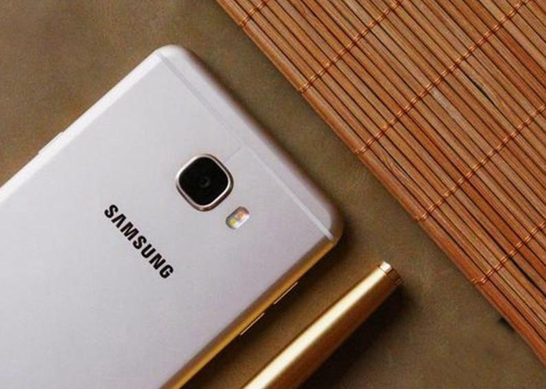 攀登手机拍照高峰，6英寸1080大屏，让你玩到爽