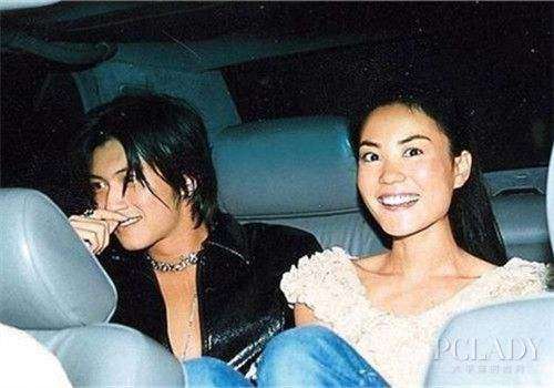 谢霆锋对张柏芝的爱里夹杂着感动,谢霆锋与王菲才是真爱的模样