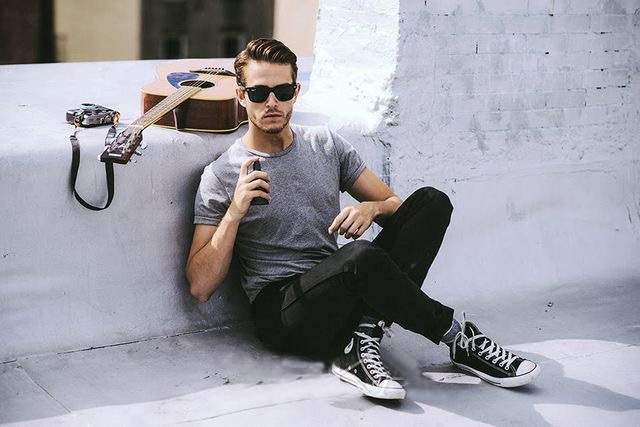 潮男高帮帆布鞋秋季穿搭,夏天超帅帆布鞋穿搭