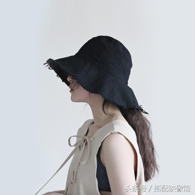 长脸型适合戴什么样的秋款帽子,各种帽子搭配不挑脸型的技巧