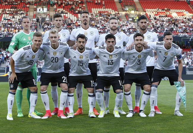 勒夫执教德国队的最后40秒,勒夫德国法国