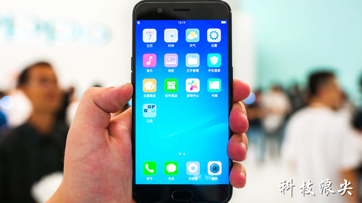 oppor11好用吗值得入手吗,oppor11现在还值得入手吗