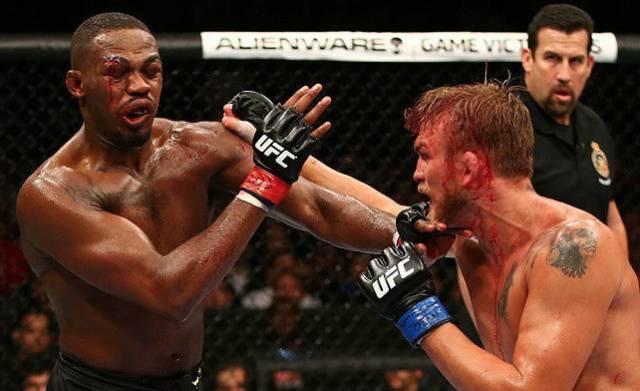 拳民神回复｜大力鼠撕逼白大拿Glory现场大*动暴**