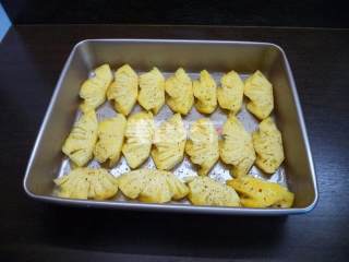 冬阴功菠萝鸡翅做法,蔬食界的素豆翅这样做超好吃