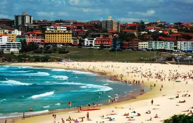 卓越与奢华的代名词—迪拜