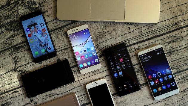 光荣路由3se和小米路由器对比,光荣路由器3和x1增强版对比