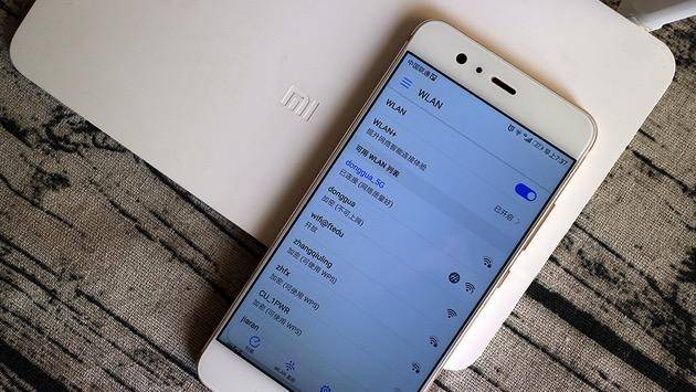 光荣路由3se和小米路由器对比,光荣路由器3和x1增强版对比