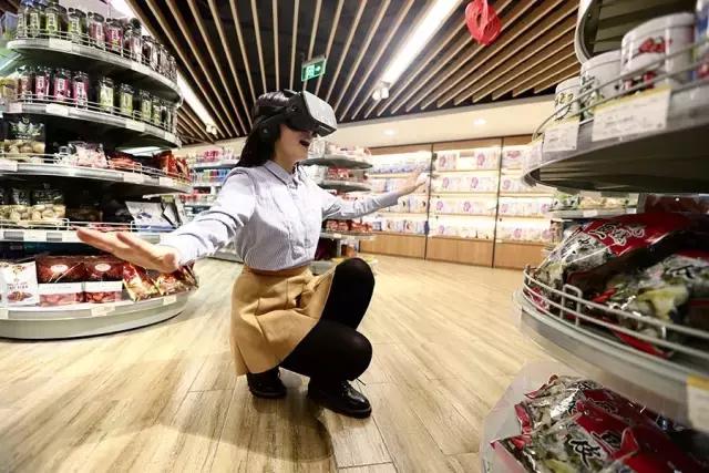 爱马仕、真力时、Burberry：超级大牌的天猫之路