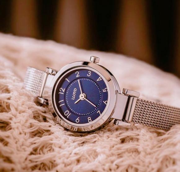 高级时尚手腕带,手腕上的时尚单品女