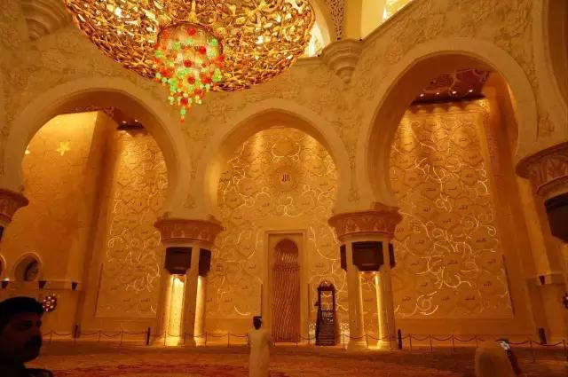 卓越与奢华的代名词—迪拜