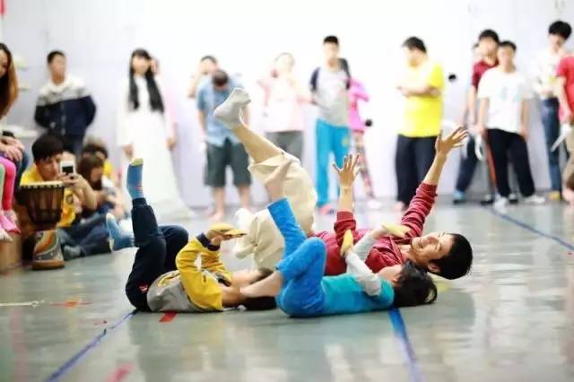 除了挣钱我还能干点什么,除了赚钱我们还有什么目标