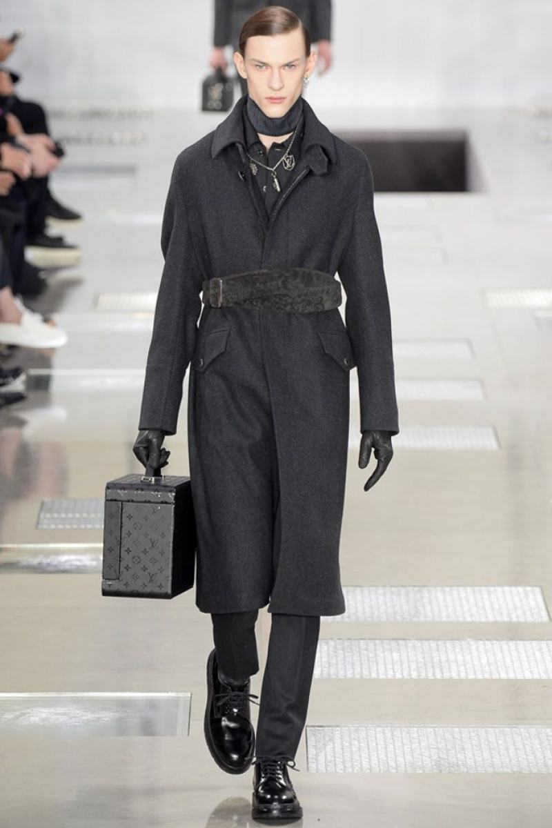 法国男装品牌大全图片,法国男装品牌大全