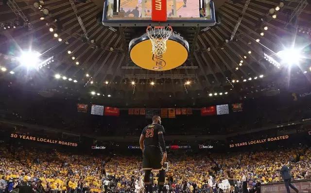 不吹不黑他是不是第一中场,不吹不黑篮球詹姆斯