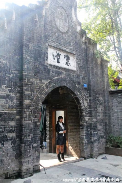 成都宽窄巷子的感悟,走进宽窄巷子感受成都的古韵风情