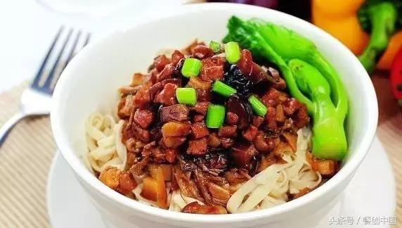 新手如何开始创业开面馆,如何开一家赚钱的特点面馆