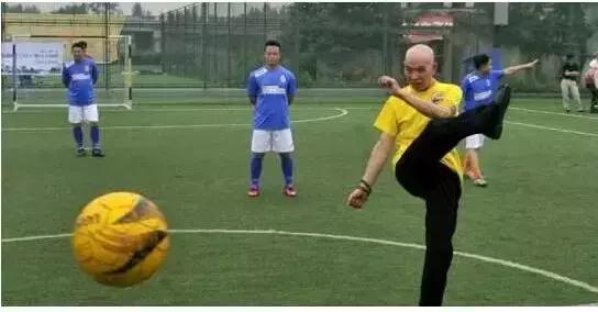 再把“雄起”吼起来！成都足球要“开挂”，球场将超300个