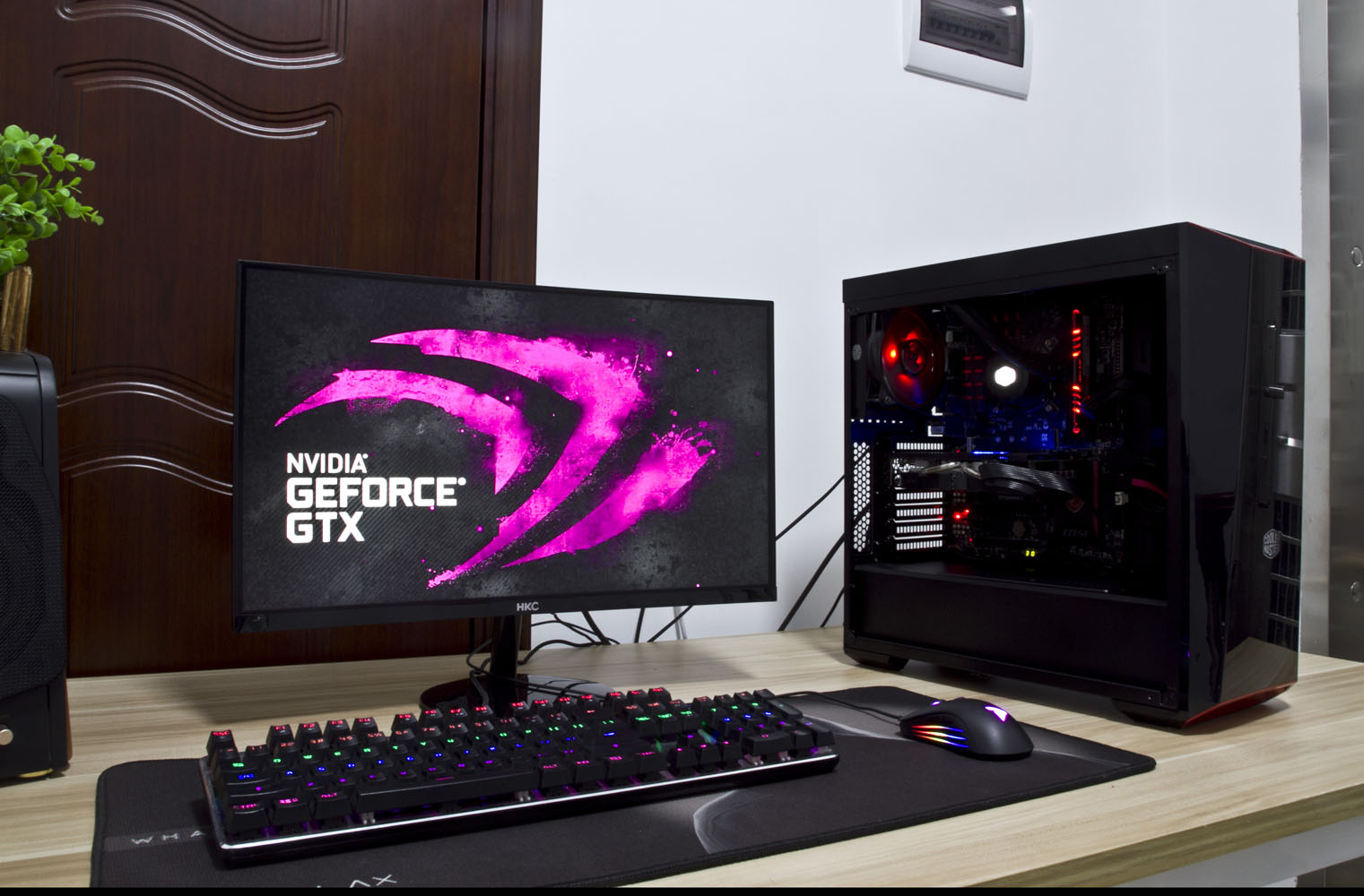 hkcc34034英寸4k曲面100hz,hkc31.5寸曲面电竞屏到手仅需1784元