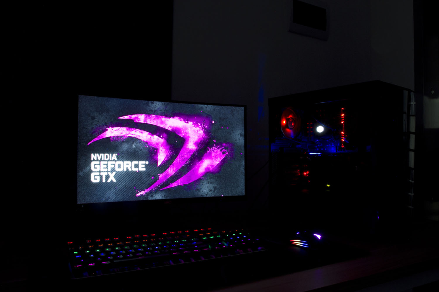 hkcc34034英寸4k曲面100hz,hkc31.5寸曲面电竞屏到手仅需1784元