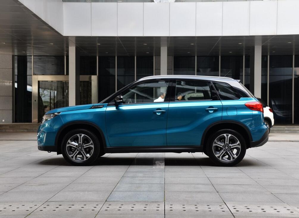 铃木suv车型维特拉价格,铃木维特拉旗舰版越野视频