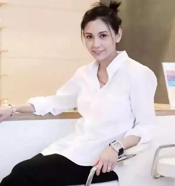 涓轰粈涔堢洿鐢烽兘鐖辩綉绾㈣劯,鏋滅劧鐩寸敺閮藉枩娆㈢綉绾㈣劯