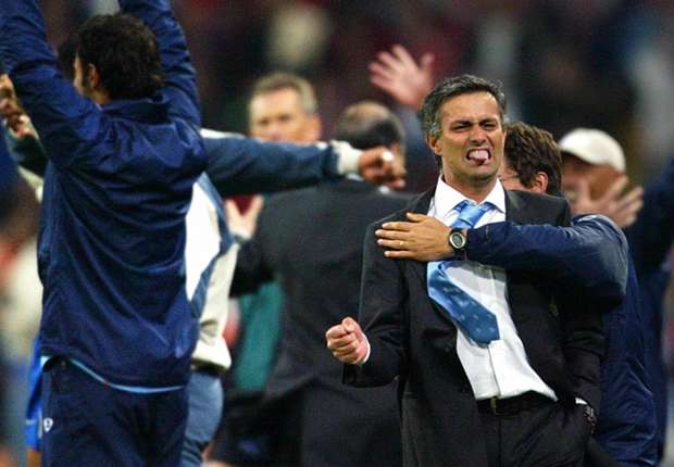 他在波尔图受崇拜、在巴萨受尊重，他成就了穆里尼奥、成全了小罗