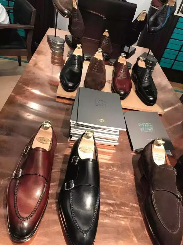 男士如何买衣服,男士买衣服搭配顺序表