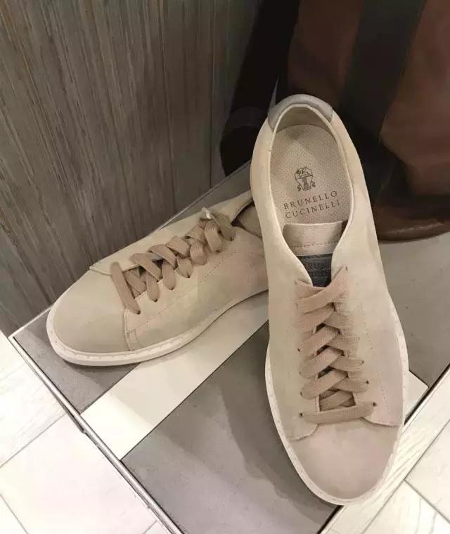 男士如何买衣服,男士买衣服搭配顺序表