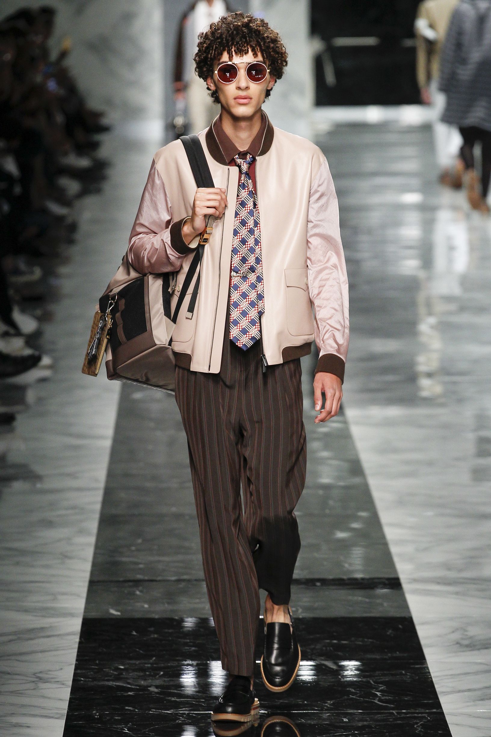 fendi男装2018,fendi2018春夏款男装