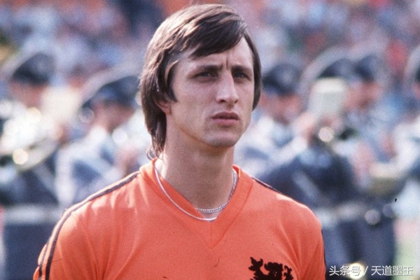 从阿贾克斯青训营走出的足球巨星,荷甲十大球星