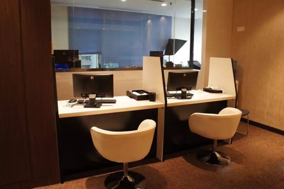 上海二手奢侈品回收实体店,上海妃鱼二手奢侈品