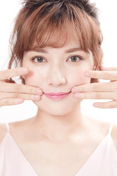 李沁牙齿黄不黄,李沁以前的牙齿有多黄