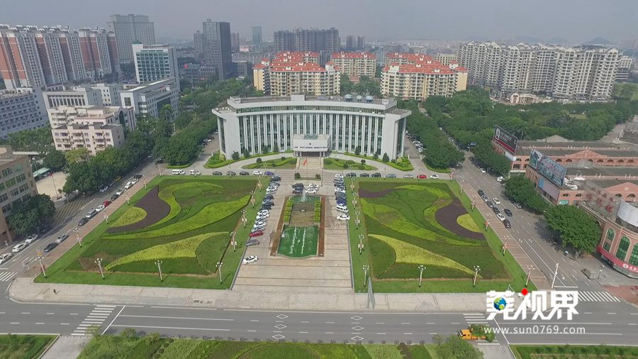 上帝视角下的龙潭,上帝视角下的希腊