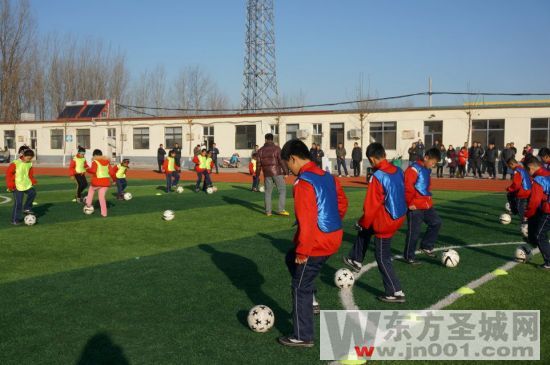 创建文明学校打造美好校园,校园足球特点学校建设方案