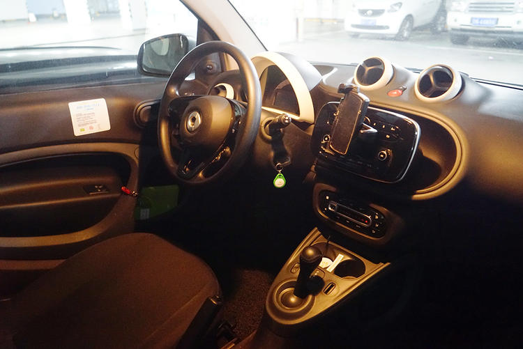 扫码式的共享汽车,扫码的共享汽车