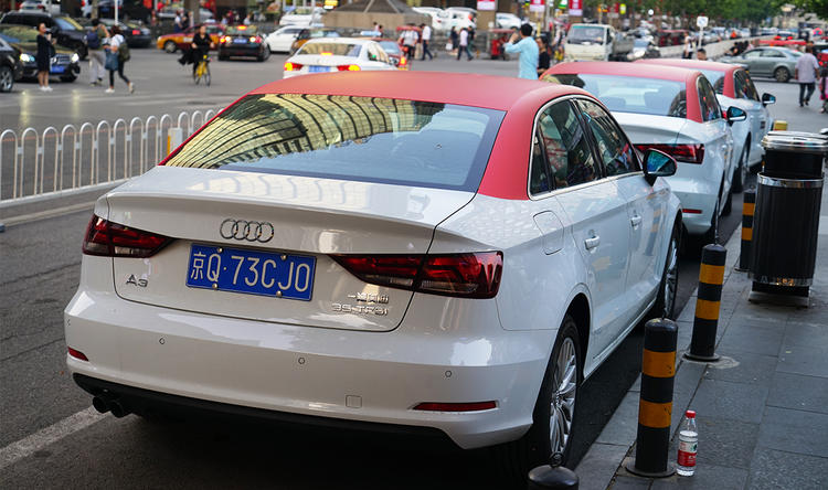 扫码式的共享汽车,扫码的共享汽车