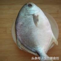 鲳鱼清蒸鱼的做法和步骤图,正宗清蒸鲳鱼做法视频教程