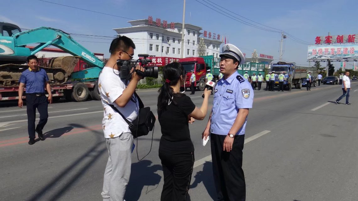 履职担当模范作用强,履职尽责发挥党员先锋模范作用