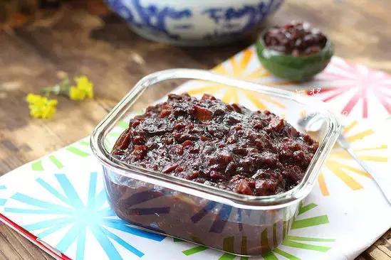 美味又好吃的香干子做法,家常美味西芹香干简单易做好下饭