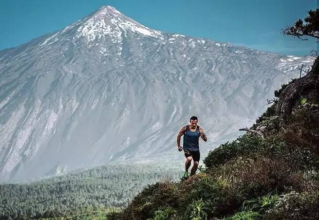 马拉松成绩和自己训练成绩,马拉松靠努力能得第一吗