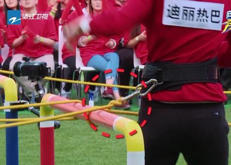 奔跑吧第五季与捷克友人比拼热巴,奔跑吧第一季鹿晗和热巴