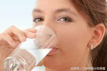 楗按鏈洪噷钘忕潃澶氬皯鍋ュ悍闅愭偅,璀︽儠楗按鏈虹殑鍋ュ悍闅愭偅