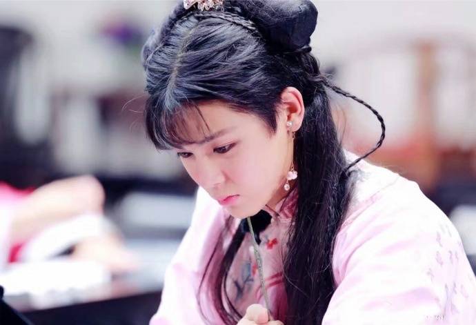 看八卦明星热门视频,看八卦