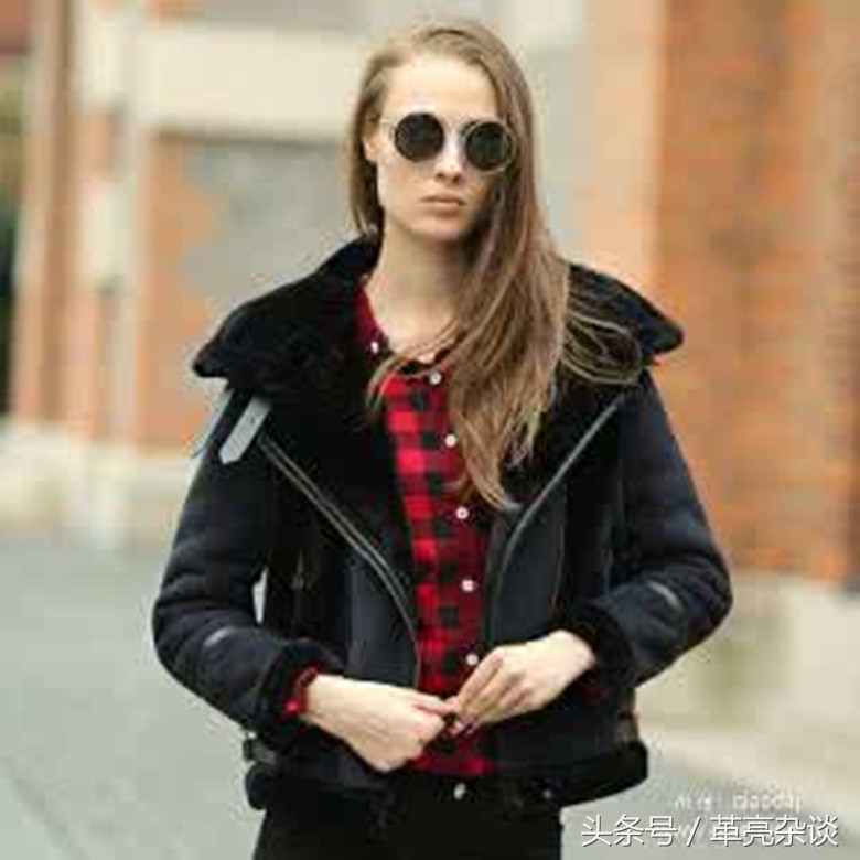 皮毛一体的鞋子怎么分辨真假 (皮毛一体怎么辨别真假)