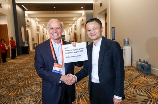 马云什么时候在西湖边当导游,马云年轻的时候做导游